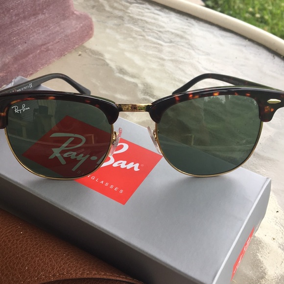 Ray Ban Clubmaster sunglasses, case, box & cloth. - Picture 4 of 4